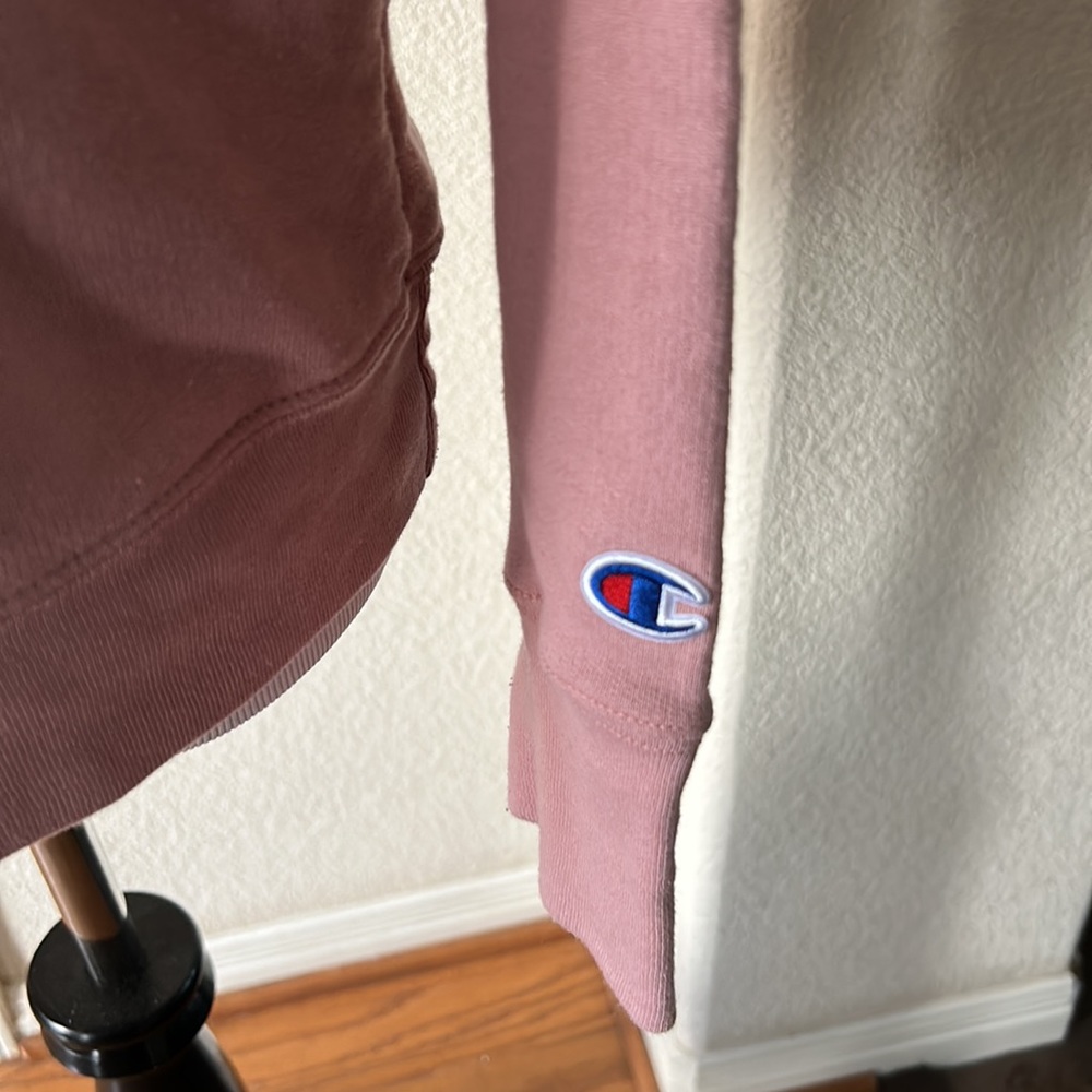 Champion Pink Top Dusty Rose Top Sweatshirt Beachy Small Athleisure Comfort - Picture 2 of 10